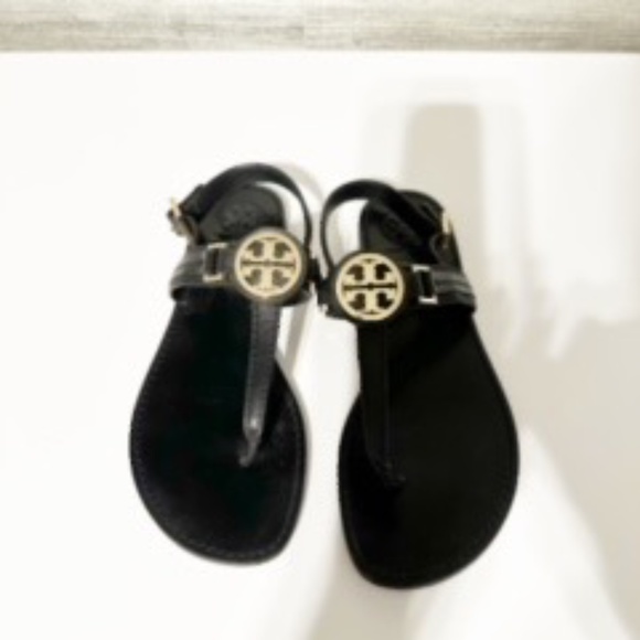 Tory Burch Shoes - Tory Burch Black T Strap Sandals